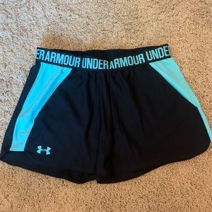 under armour loose athletic shorts